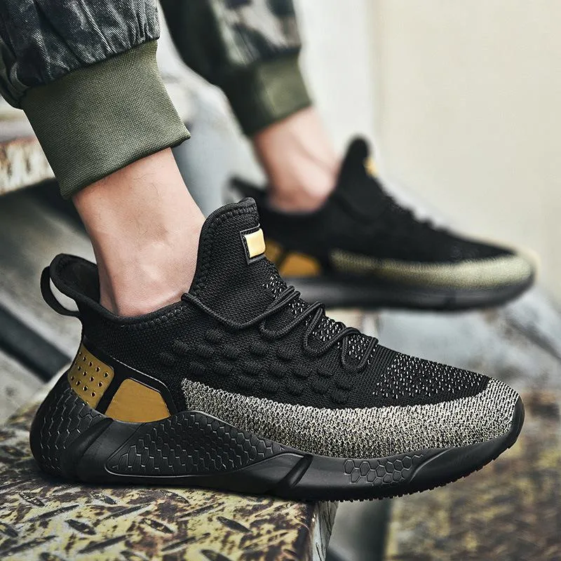Breathable flying mesh sneakers
