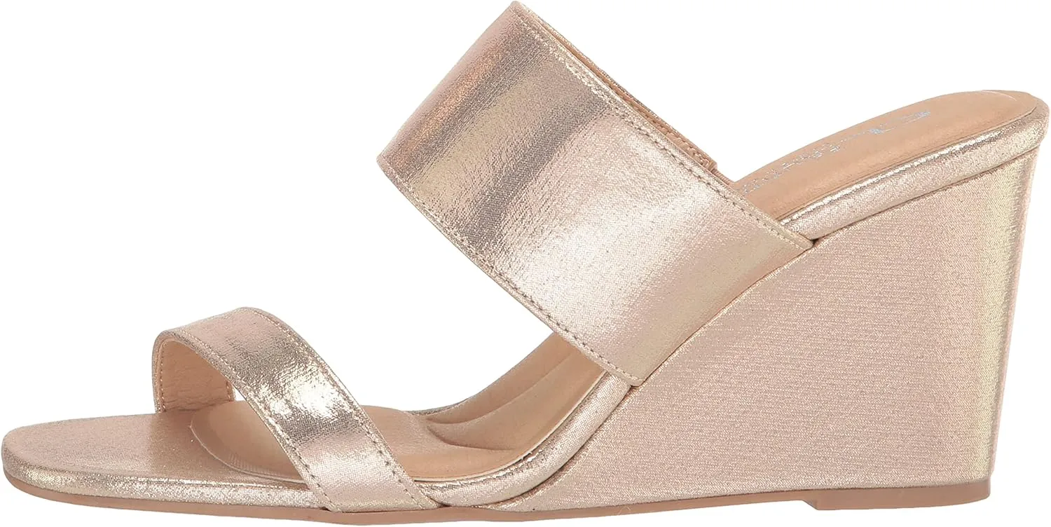 CL by Chinese Laundry Women's Fanciful Nubuck Wedge Sandal