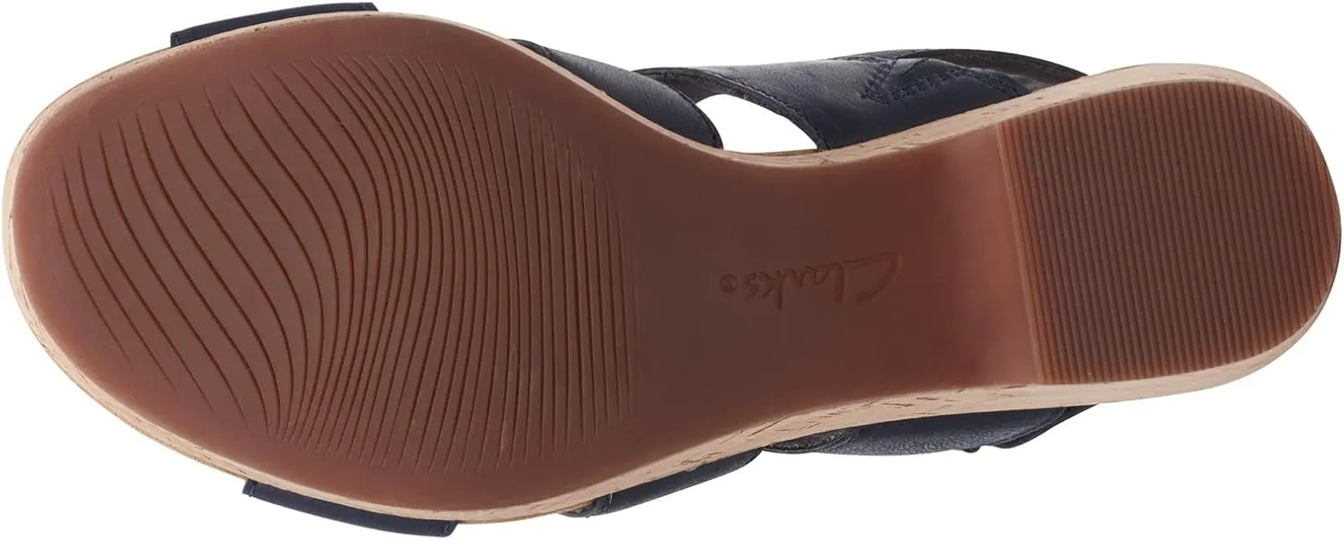 Clarks Womens Giselle Beach Suede Wedge Sandals