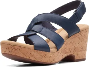 Clarks Womens Giselle Beach Suede Wedge Sandals
