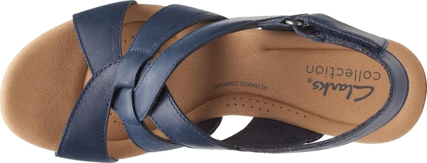 Clarks Womens Giselle Beach Suede Wedge Sandals