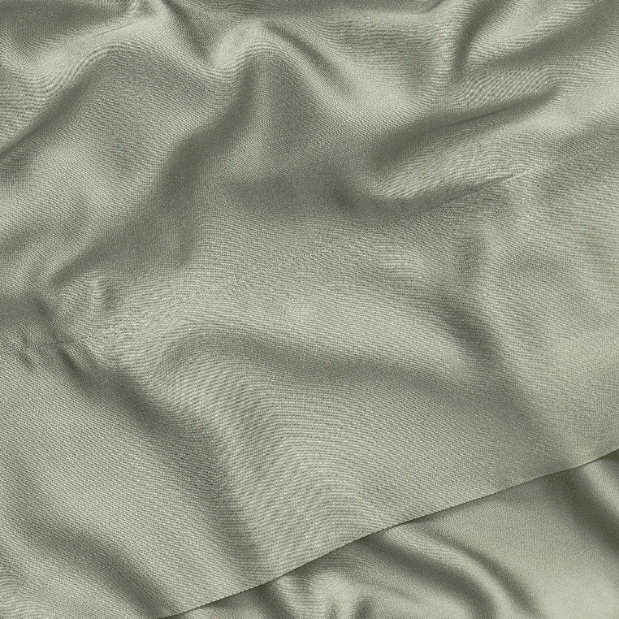 Cozy Earth Bamboo Sheet Sets Available in Queen and King Sizes