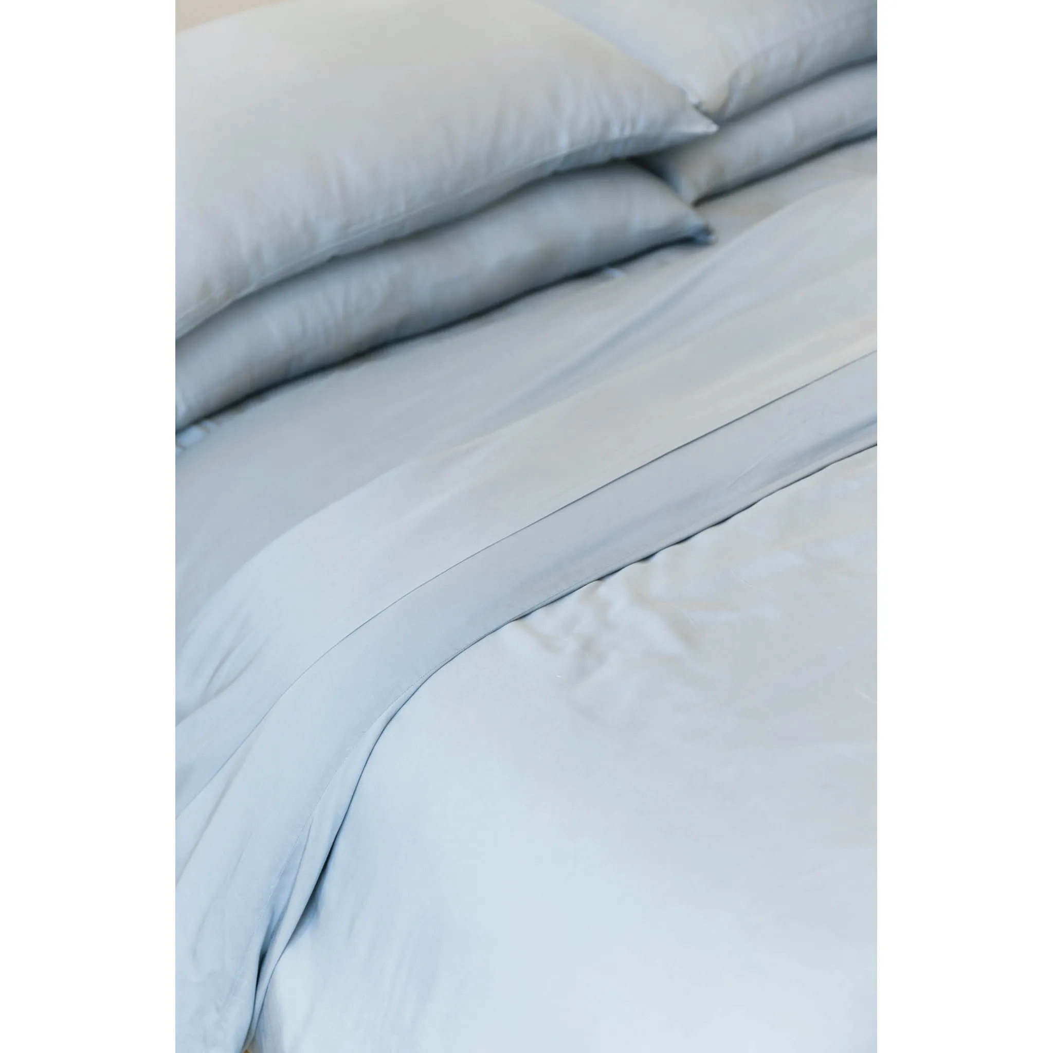 Cozy Earth Bamboo Sheet Sets Available in Queen and King Sizes