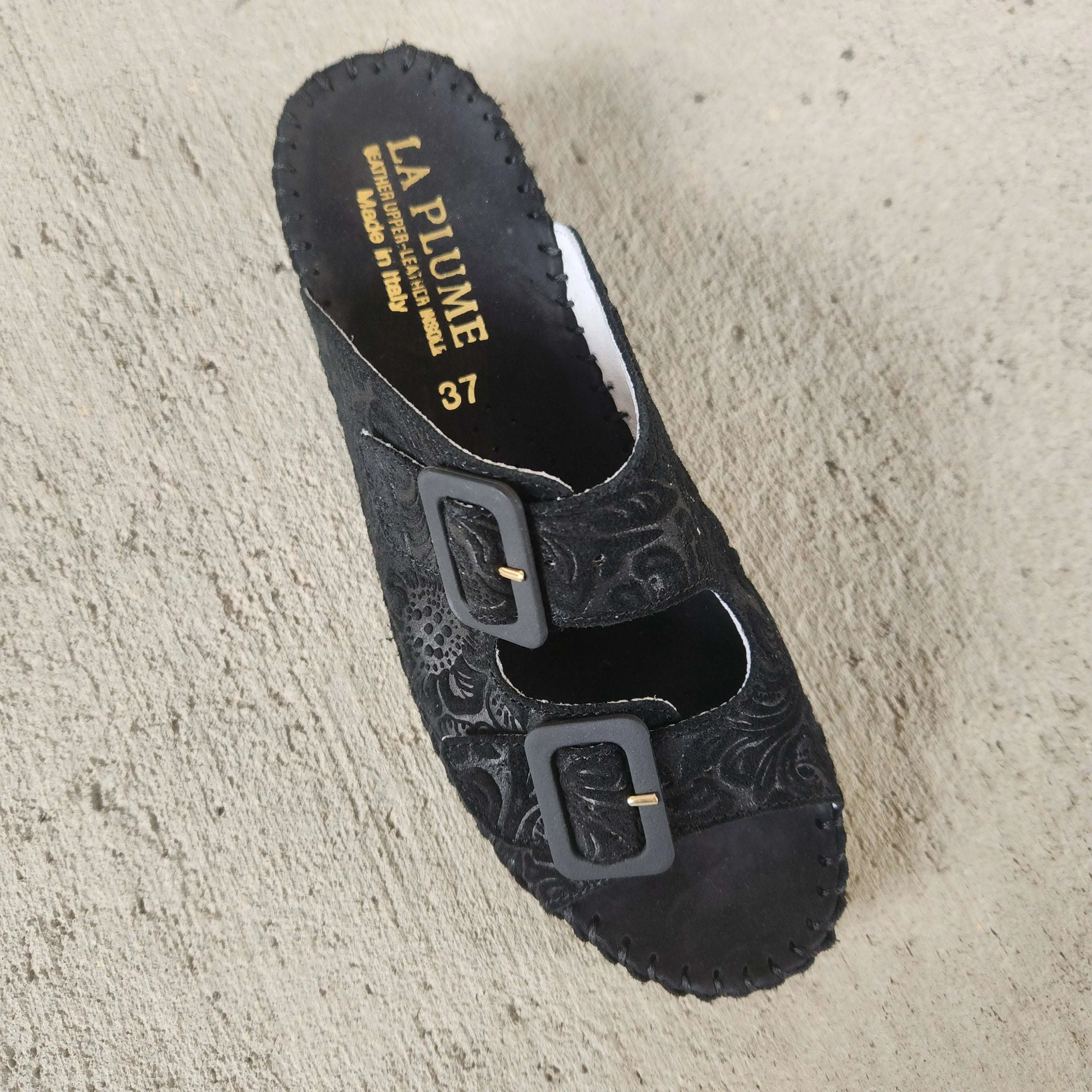 Eric Michael - Jen in Tooled Black Nubuck