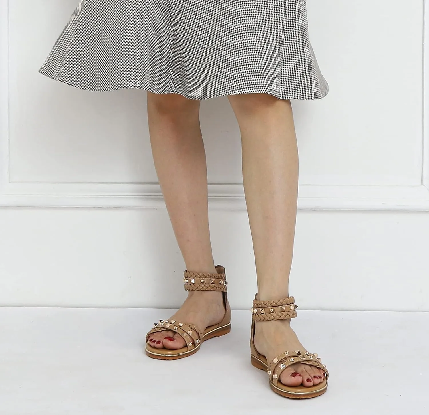FRALOSHA Flat Sandals for Women Open Toe Summer Dressy Flat Rivet Beach Sandal Ankle Strap Casual Shoes with Zipper