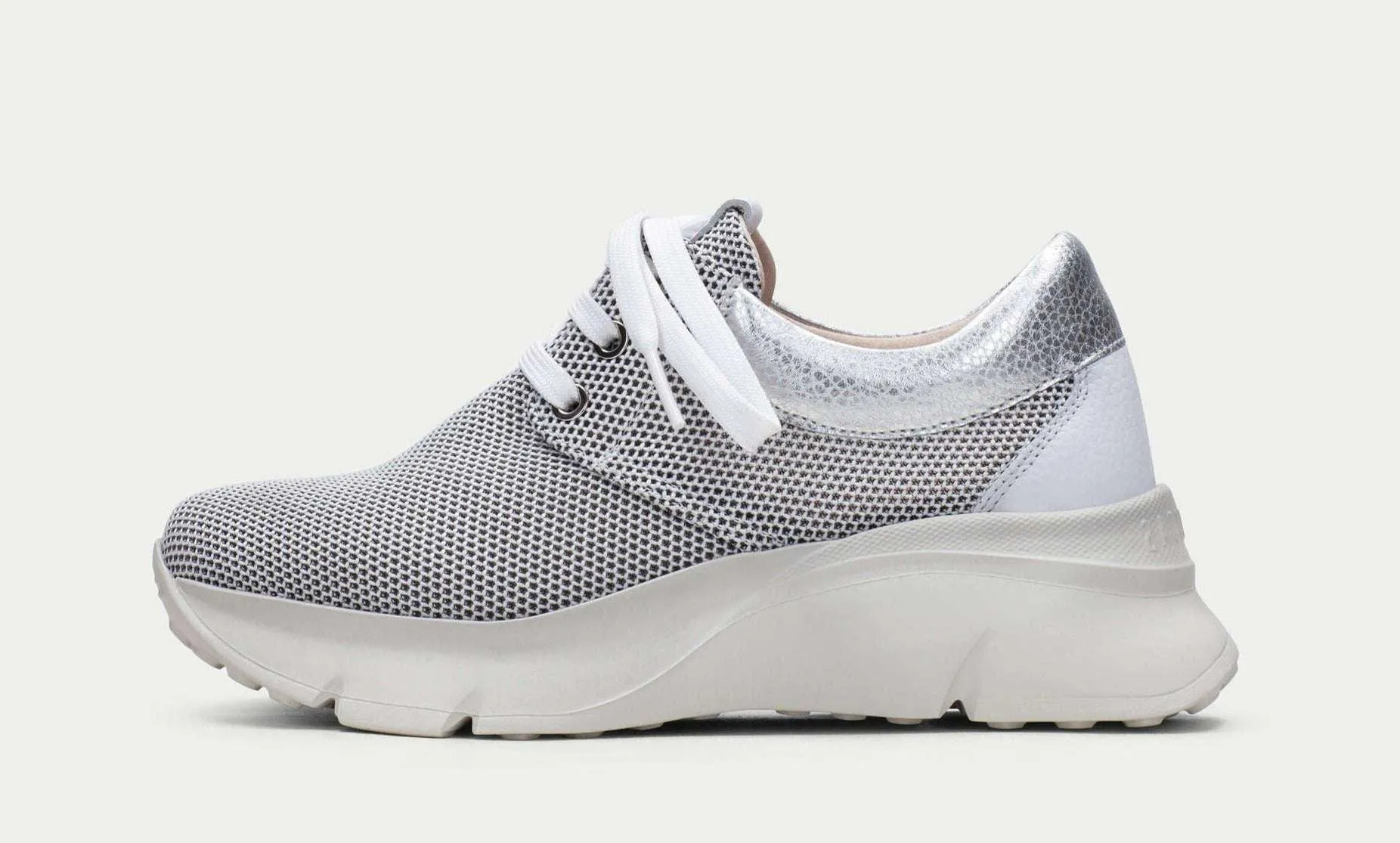 Hispanitas HV243446W-Trainer