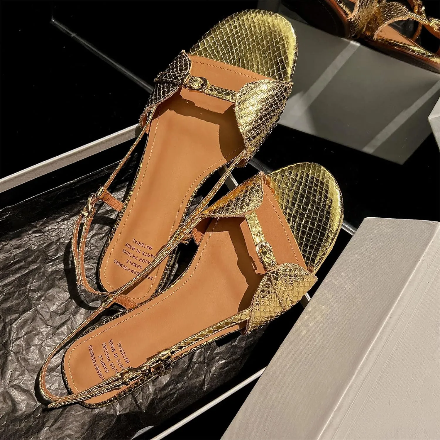 Kluolandi Women's Flat Sandals Open Toe Strappy Sandals Dressy Comfortable Ankle Strap Sandals for Women