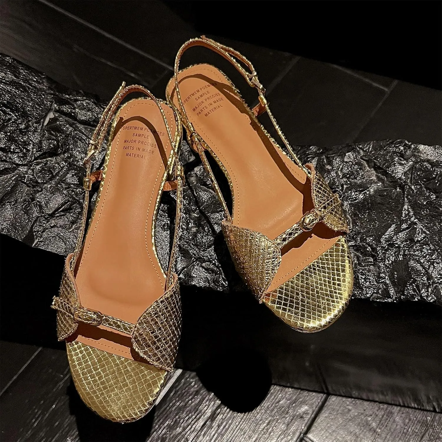Kluolandi Women's Flat Sandals Open Toe Strappy Sandals Dressy Comfortable Ankle Strap Sandals for Women