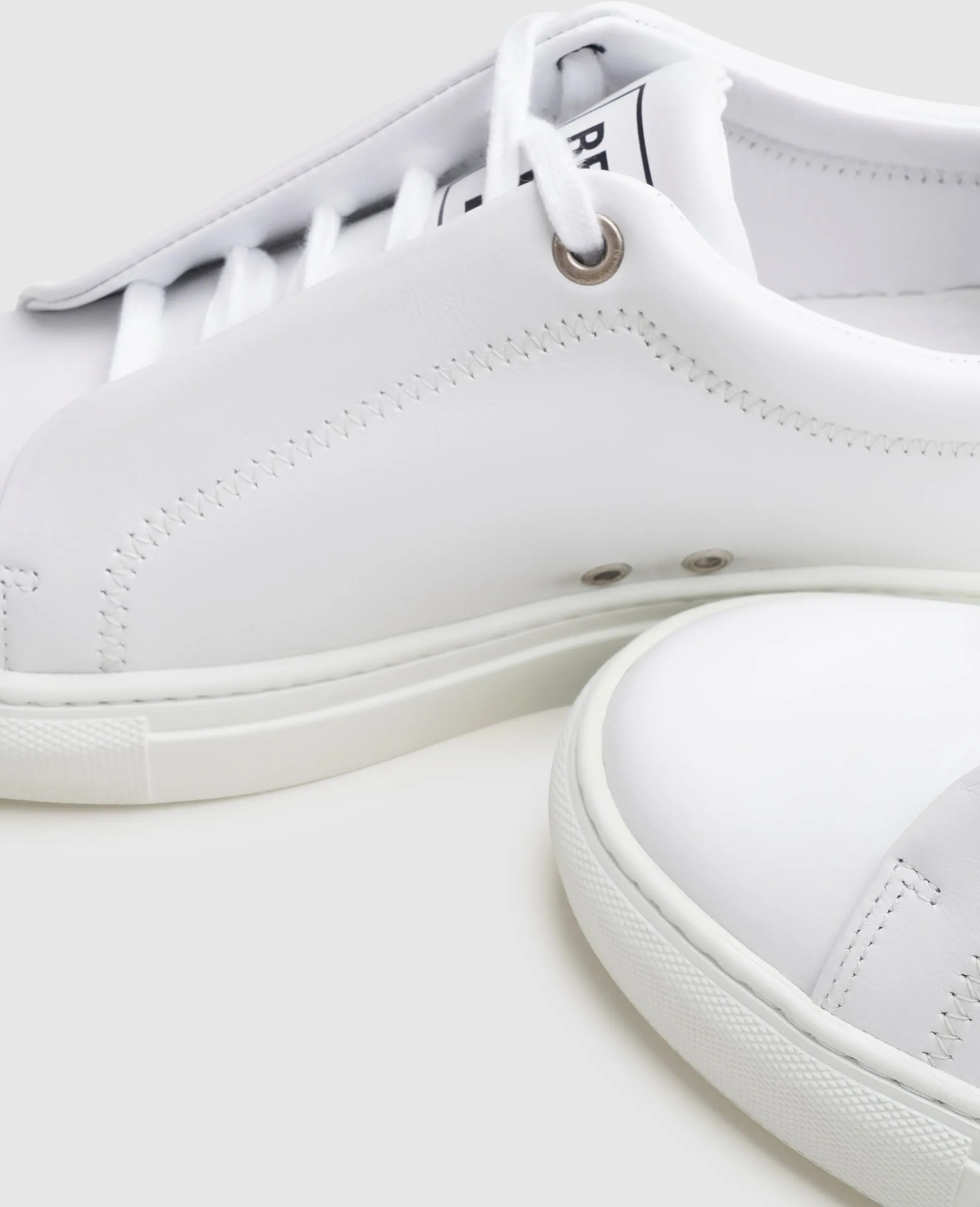No. 24 WS - White