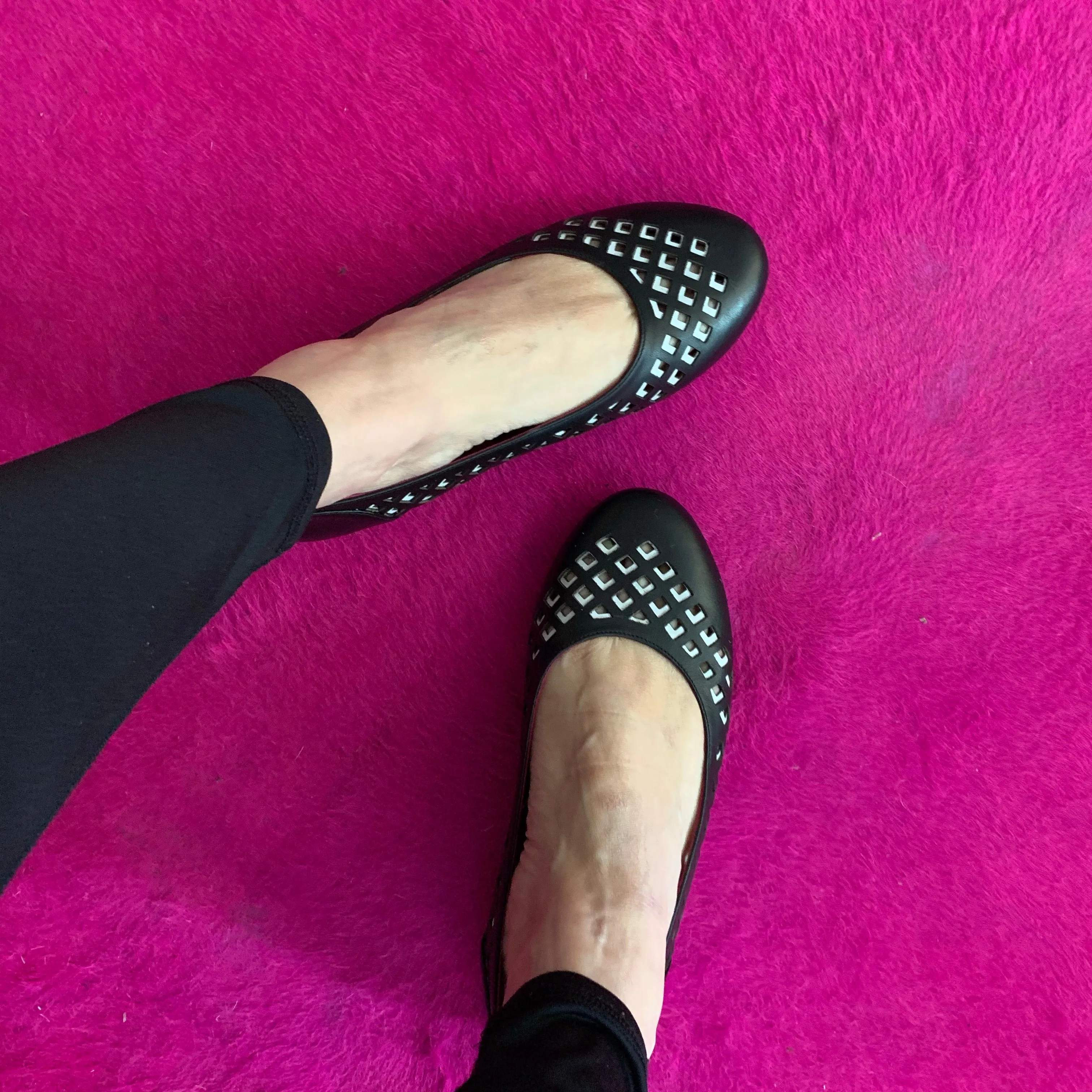 Onyx - Black/White Ballerina last pairs 38 and 41!