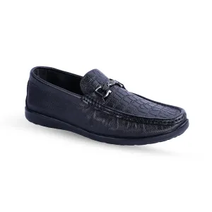 Pebbled Texture Loafer