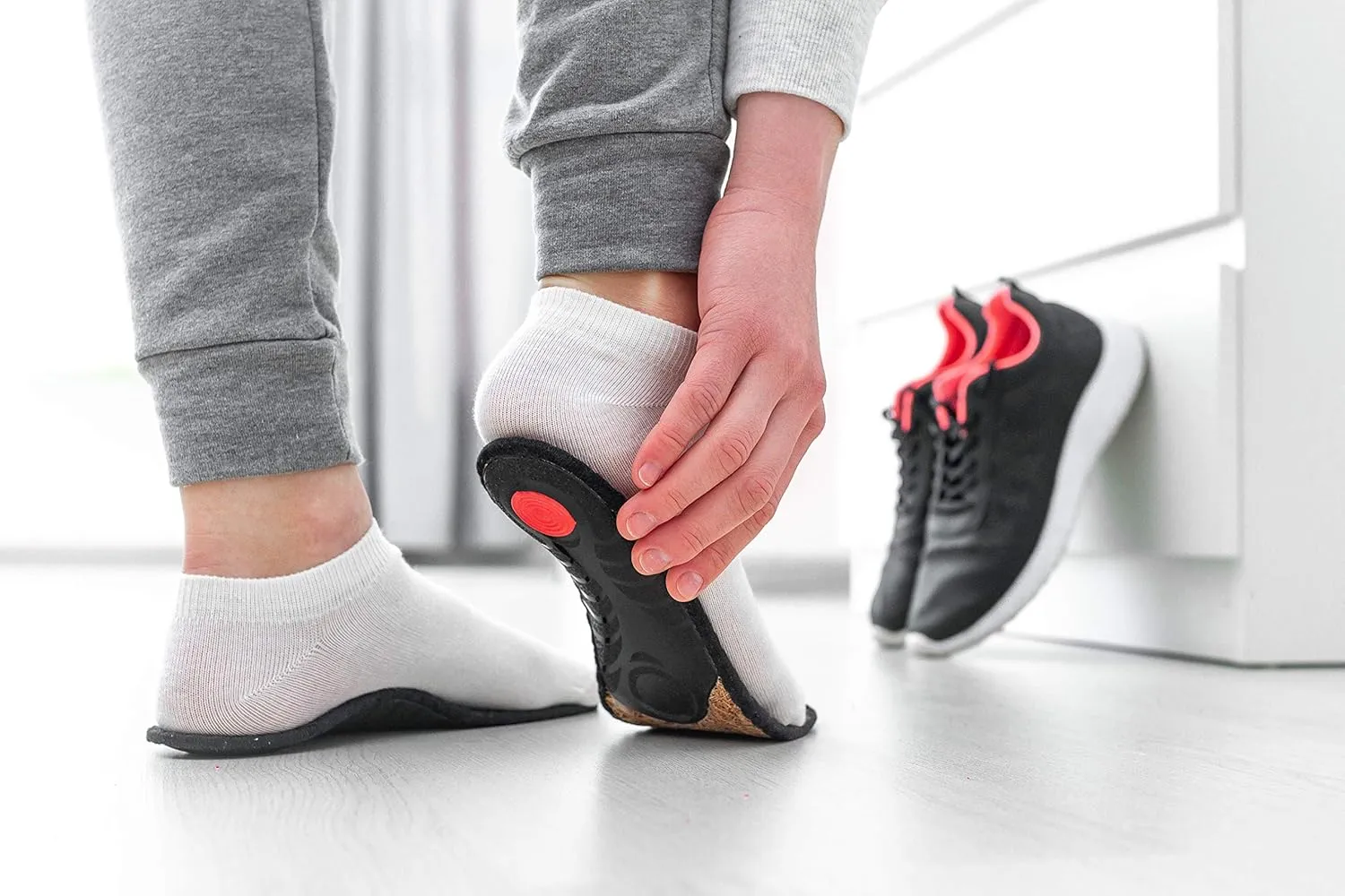 Pedag Plantar Fasciitis | German Made | Arch Support Orthotic Insoles Inserts for Men and Women | Heat Moldable Shoe Inserts | Medium and High Arch | Foot Pain Relief | Anti Odor | Men 10/ EU 43