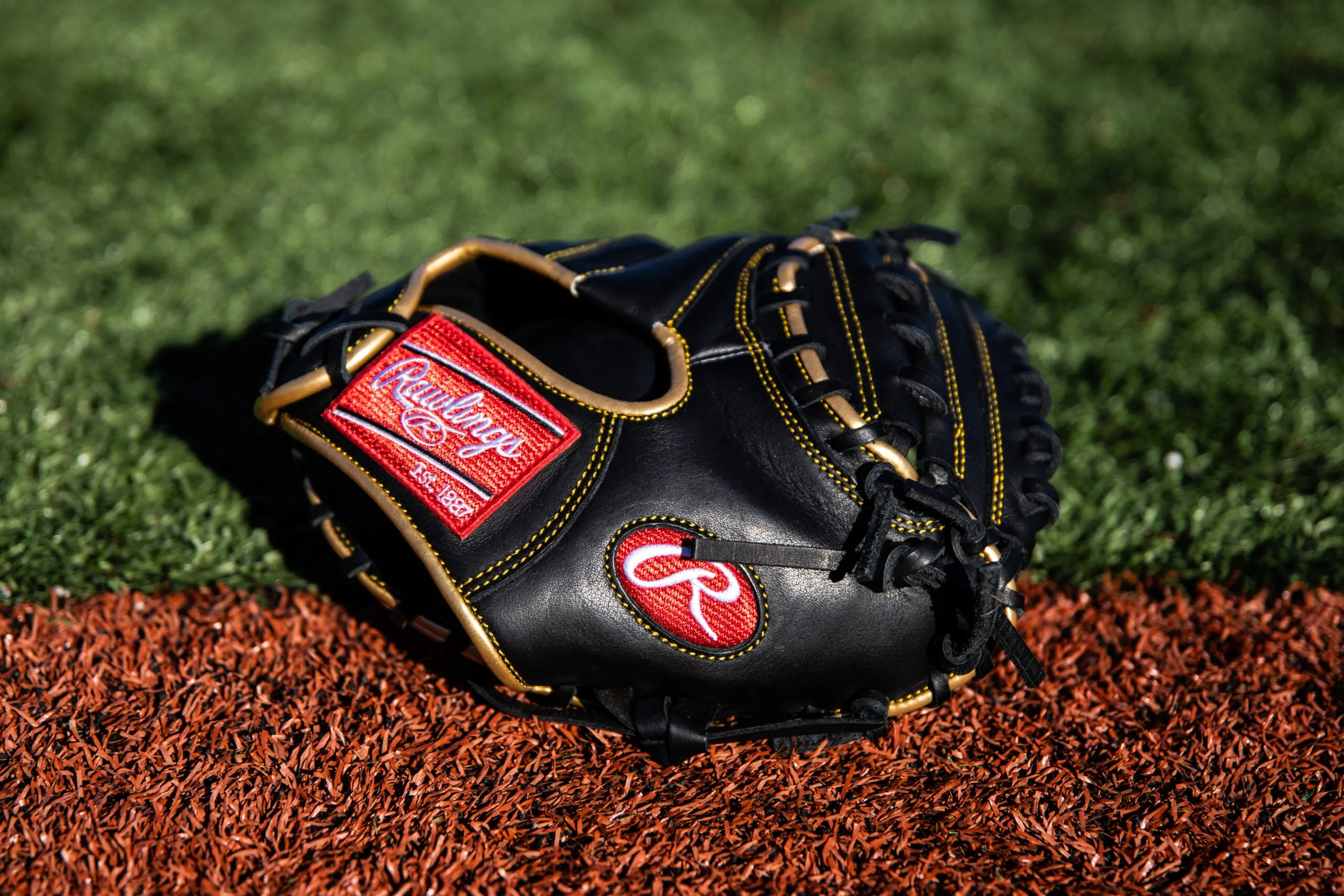 Rawlings R9 27" Catcher's Trainer: RPTRCM