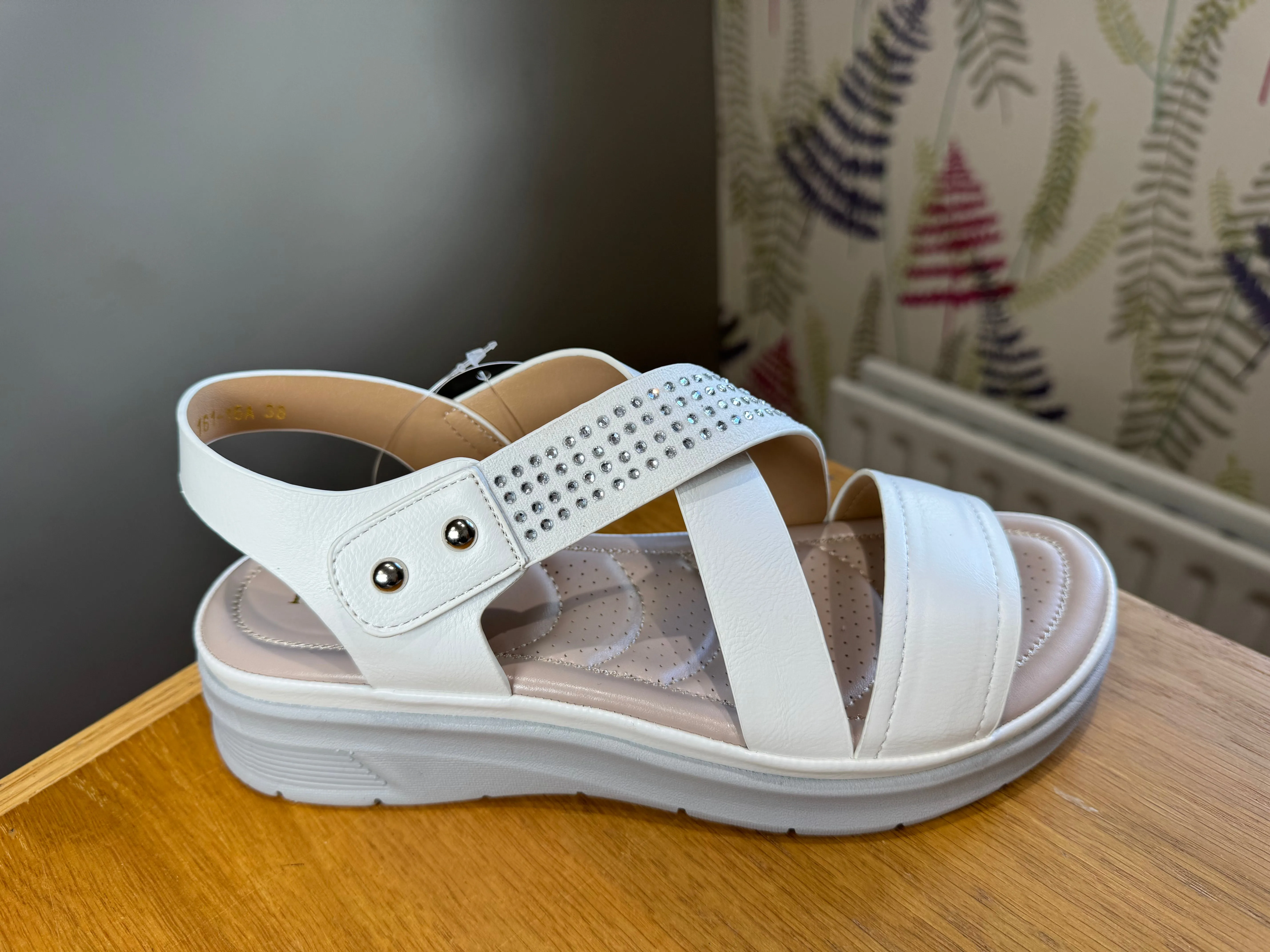 Redz White Diamante Velcro Sandal
