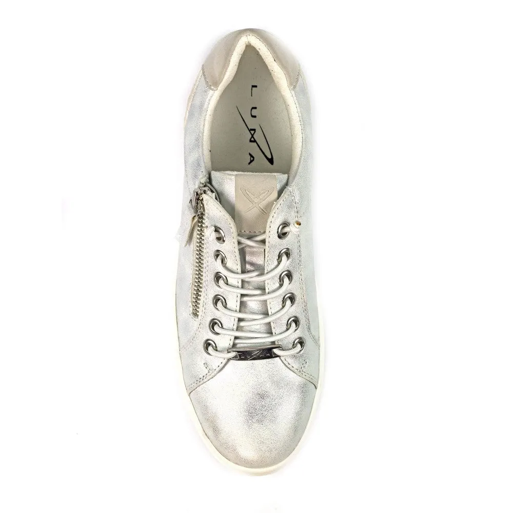 Silver Albania Trainer