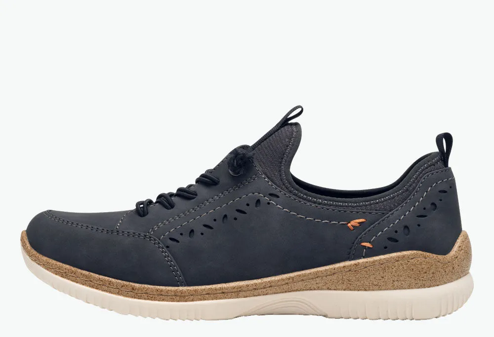 Slip on Trainer