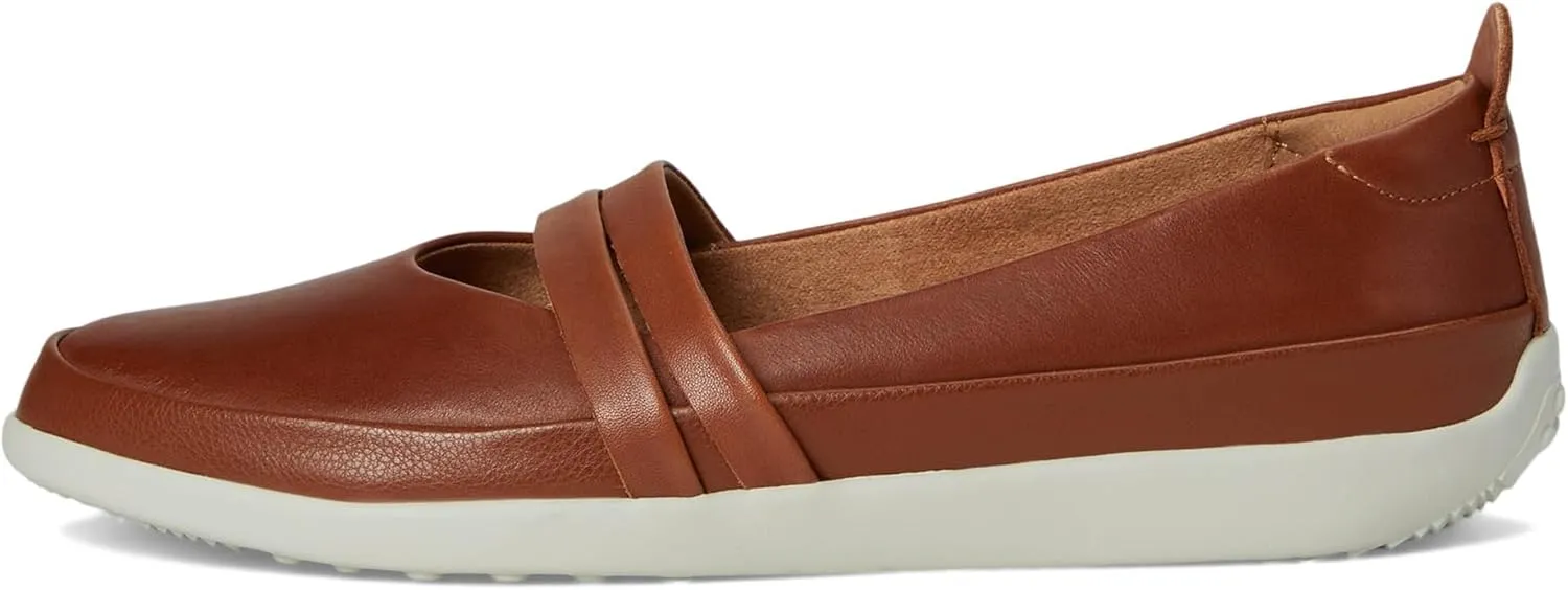SoftWalk Women's Devon Mary Jane Flat