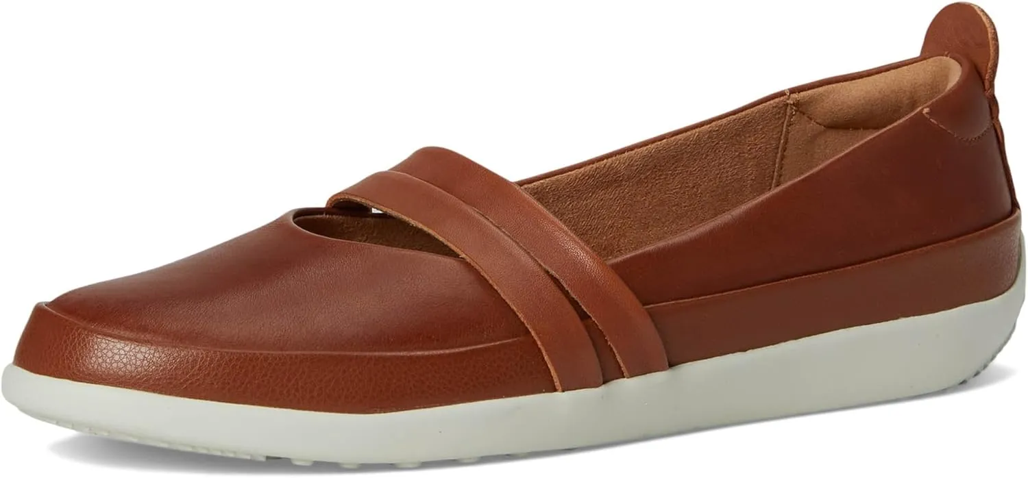 SoftWalk Women's Devon Mary Jane Flat