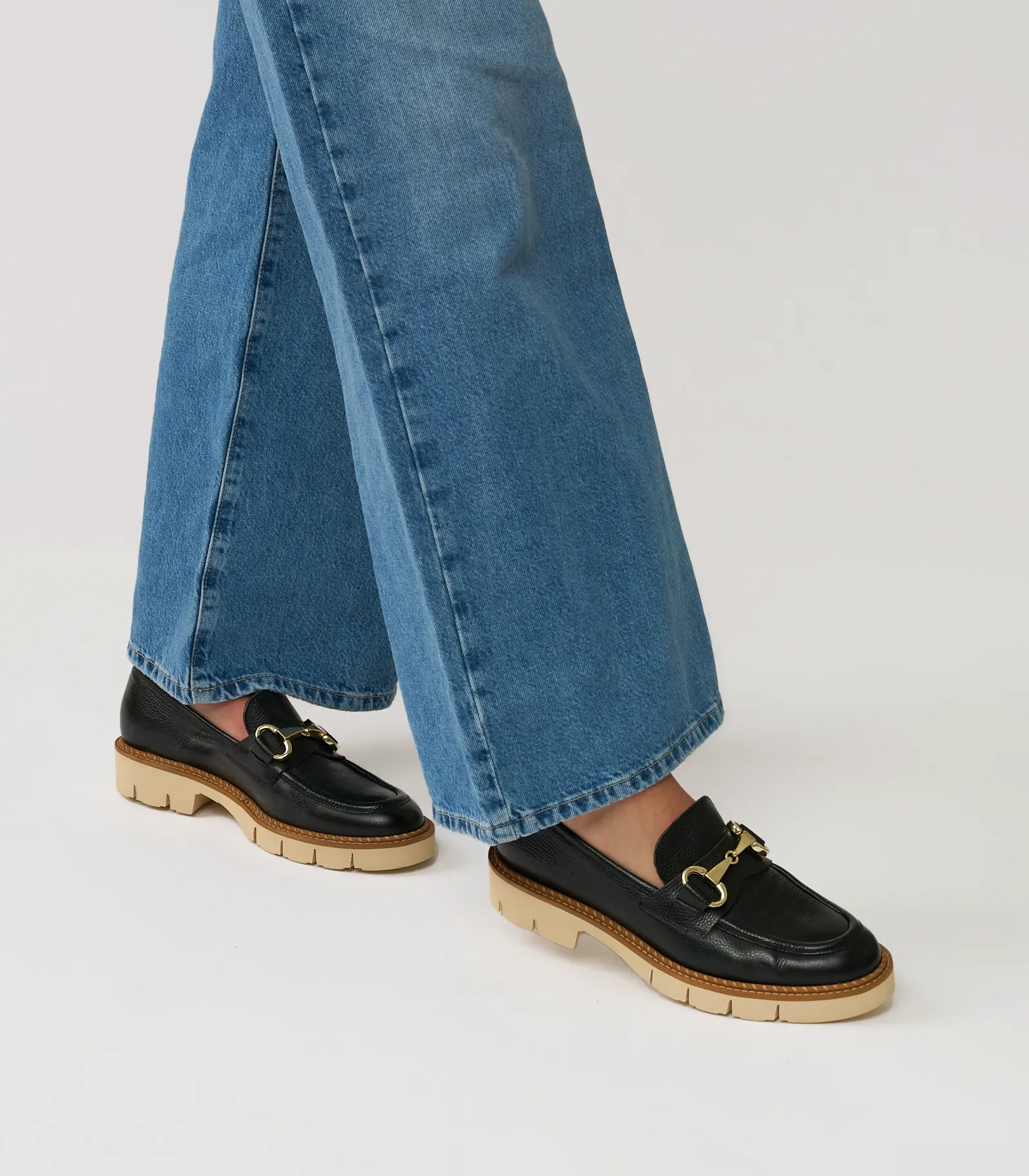 The Blaire Naplak Blu Jeans