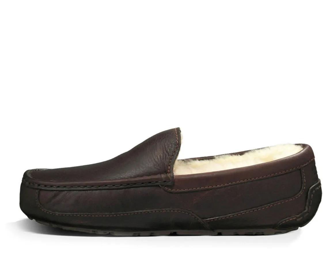 UGG® Men's Ascot Leather Slipper - Dark Spice